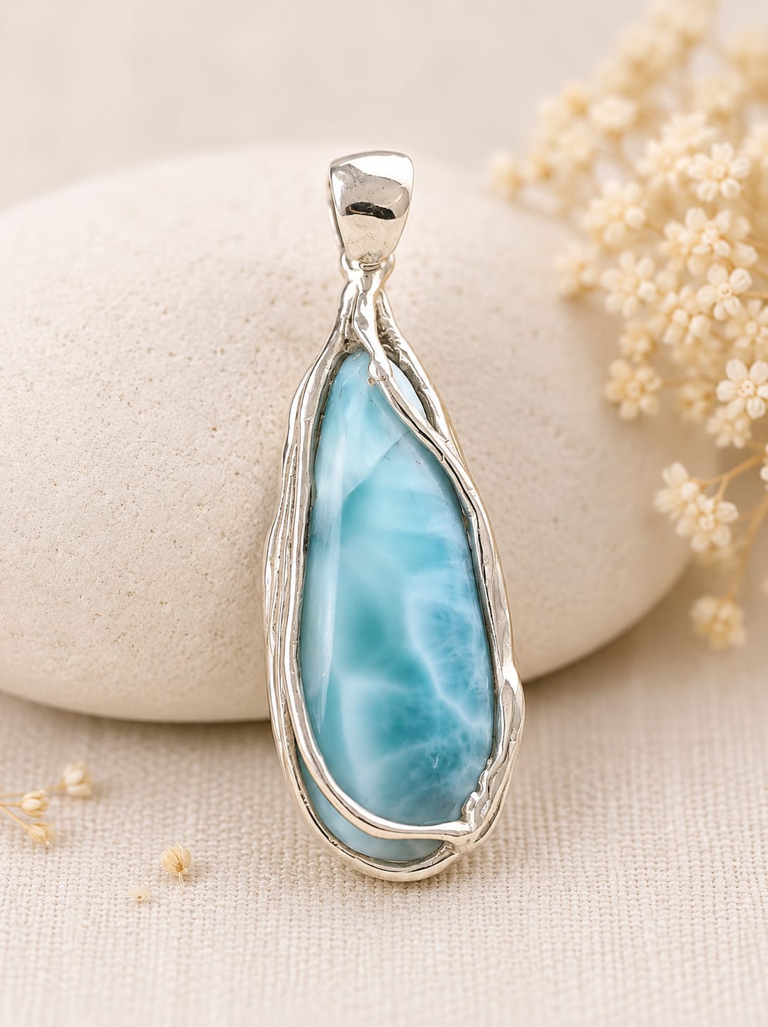 Pendentif en Larimar AAA – Pièce Unique en Argent 925